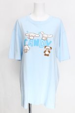 画像1: Candy Stripper / CINNAMOROLL WITH PEPE TEE  サックス S-26-08-05-016-PU-TO-AS-ZS (1)