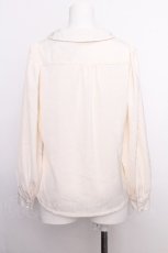画像3: an another angelus / ローズモチーフ刺繍衿ブラウス【洗える】  オフ S-26-08-06-027-CA-BL-HR-ZS (3)