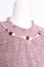 画像4: axes femme / 巻きバラ装飾総レースプルオーバー  ピンク S-26-08-06-033-AX-TO-HR-ZS (4)