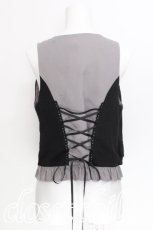 画像2: axes femme POETIQUE / ハートチョコ刺繍重ね着風ベスト  黒ｘグレー S-26-08-08-023-AX-TO-HR-ZS (2)