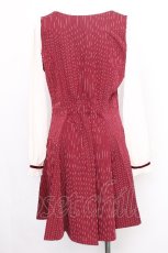 画像2: axes femme POETIQUE / 刺繍入りストライプワンピース  ワイン S-26-08-11-043-AX-OP-AS-ZS (2)