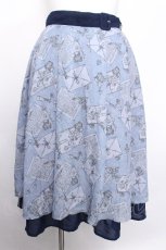 画像1: axes femme POETIQUE / プリュムプリントベルト付スカート  ブルーグレー S-26-08-13-052-AX-SK-AS-ZS (1)