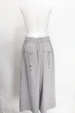 画像2: axes femme / 後カーゴポケットサテンパンツ  グレー S-26-08-13-1057-AX-PA-HR-ZS (2)