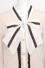 画像3: axes femme / タイ付きブラウス風プルオーバー  オフ S-26-08-13-007-AX-TO-AS-ZS (3)