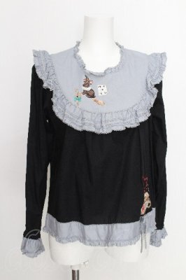Preview of ハロウィーンワンダーランド刺繍使いブラウス  黒