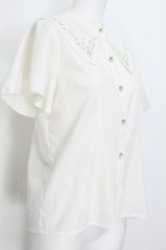 画像2: axes femme POETIQUE / シエルエトワール刺繍襟ブラウス  オフ S-26-08-22-009-AX-BL-HR-ZS (2)