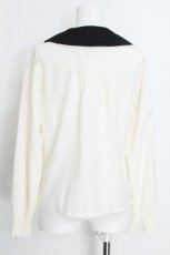 画像4: axes femme POETIQUE / リボン付きコウモリカラーブラウス  オフ S-26-08-22-011-AX-BL-HR-ZS (4)
