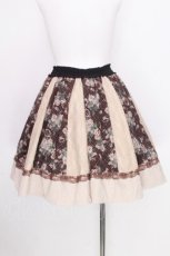 画像2: axes femme / レース×花柄パッチワーク風スカート  ブラウン S-26-08-30-057-AX-SK-HR-ZS (2)