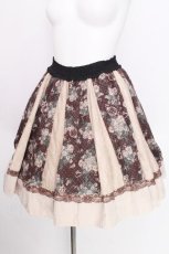 画像3: axes femme / レース×花柄パッチワーク風スカート  ブラウン S-26-08-30-057-AX-SK-HR-ZS (3)