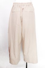 画像2: axes femme / サイド切替チャイナ釦パンツ  ベージュ S-26-08-30-060-AX-PA-HR-ZS (2)
