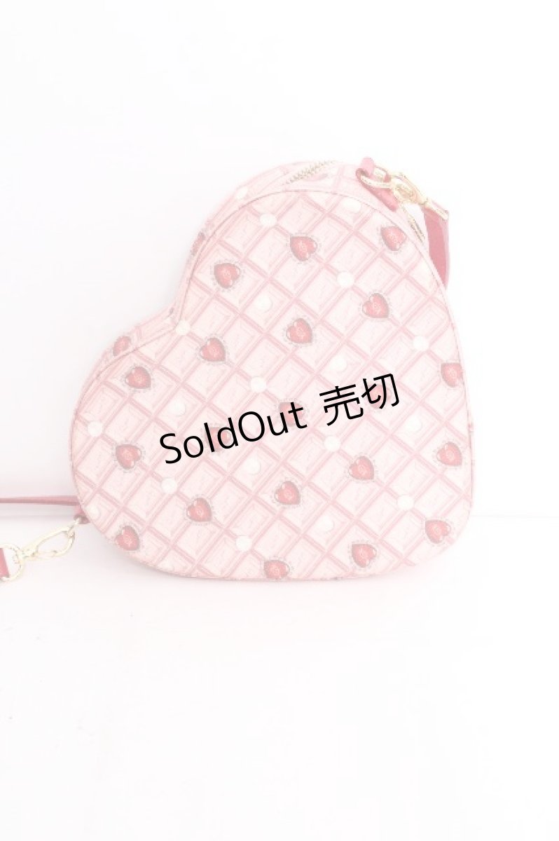 画像1: Q-pot. / ハートストロベリーチョコレートハートクロスボディーバッグ  ピンク S-26-08-31-024-QP-BG-HR-ZS (1)