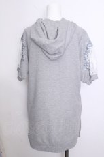 画像2: axes femme / 刺繍ｘレースパーカーチュニック  グレー S-26-09-02-007-AX-TO-HR-ZS (2)