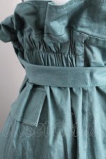 画像4: axes femme / サス付きタイトロングスカート  グリーン S-26-09-07-046-AX-SK-HR-ZS (4)