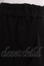 画像4: axes femme POETIQUE / ボタン使いジョガーパンツ  黒 S-26-09-07-058-AX-PA-HR-ZS (4)