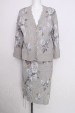 画像1: axes femme / フラワーニットトップス&スカートセットアップ  グレー S-26-09-07-033-AX-TO-HR-ZS (1)
