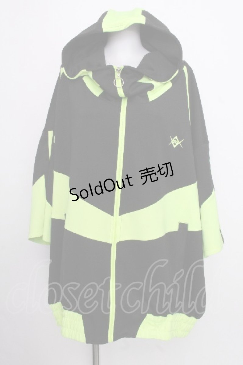 画像1: REFLEM / ライン切替ジャージハーフスリーブパーカー  黒ｘグリーン S-26-09-08-029-PU-TO-HR-ZS (1)