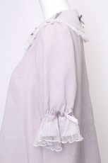 画像4: axes femme kawaii / プチリボン半袖ブラウス  グレー S-26-09-09-022-AX-BL-HR-ZS (4)