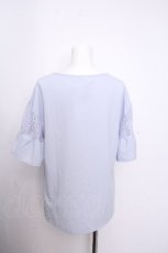 画像3: axes femme / 袖レース切替カットプルオーバー  サックス S-26-09-14-028-AX-TO-HR-ZS (3)