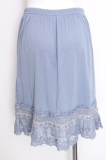 画像2: axes femme / フラワーモチーフ使いペチスカート  ブルー S-26-09-17-045-AX-SK-HR-ZS (2)