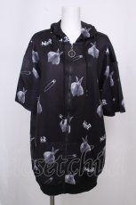 画像1: NieR Clothing / NieRちゃん刺繍プルオーバー  黒 S-26-09-18-035-PU-TO-HR-ZS (1)