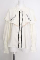 画像1: axes femme kawaii / 刺繍入りケープ付2wayブラウス  キナリ S-26-09-22-003-AX-BL-HR-ZS (1)