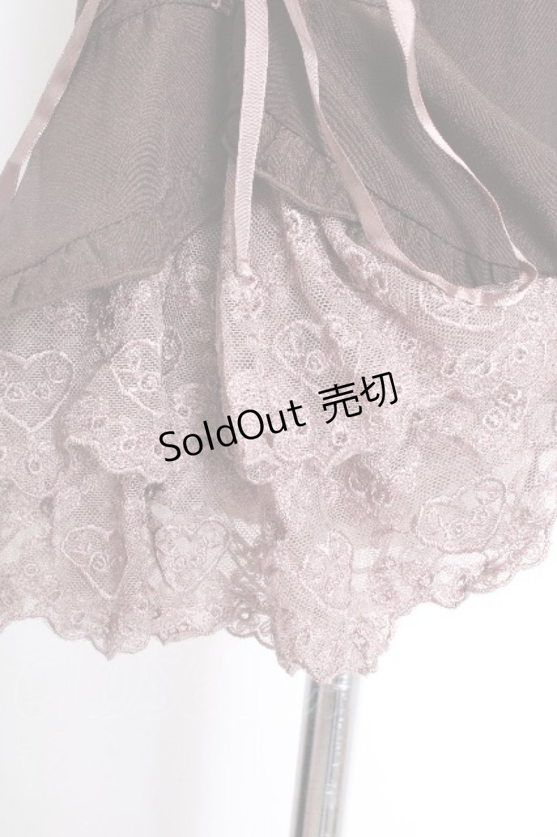 画像6: axes femme kawaii / リボンブローチ付姫袖ブラウス  ブラウン S-26-09-22-008-AX-BL-HR-ZS (6)