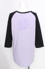 画像2: LISTEN FLAVOR / ネオンロゴプリントラグランカットソー  黒ｘラベンダー S-26-09-23-027-PU-TS-HR-ZS (2)
