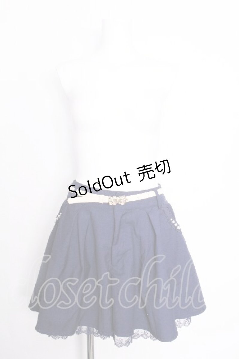 画像1: axes femme / 薔薇モチーフベルト付きキュロットパンツ  紺 S-26-09-27-053-AX-PA-AS-ZS (1)