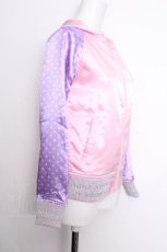 画像2: milklim / ハートワッペンスタジャン風サテンパーカー  ピンクｘラベンダー S-26-09-27-014-LO-TO-HR-ZS (2)