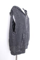 画像2: REFLEM / ピグメント加工クロスパッチ付きノースリーブパーカー  黒 S-26-10-01-027-PU-TO-HR-ZS (2)