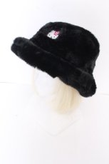 画像2: Candy Stripper / 【HELLO KITTY】 HIBISCUS FUR HAT  黒 S-26-10-01-006-PU-AC-HR-ZS (2)