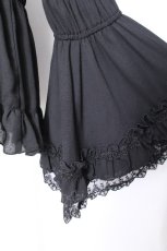 画像3: ATELIER PIERROT / 【プラスサイズ】Shirring princess sleeve blouse  黒 S-26-10-01-021-EL-BL-AS-ZS (3)