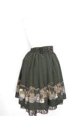画像3: axes femme / プレゼントBOX柄ミドルスカート  カーキ S-26-10-12-1052-AX-SK-AS-ZS (3)
