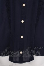 画像5: axes femme POETIQUE / 襟刺繍ブラウス  紺 S-26-10-12-1010-AX-BL-AS-ZS (5)