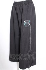 画像2: NieR Clothing / シエルデザインパンツ  黒ｘグリーン S-26-10-13-054-PU-PA-HR-ZS (2)