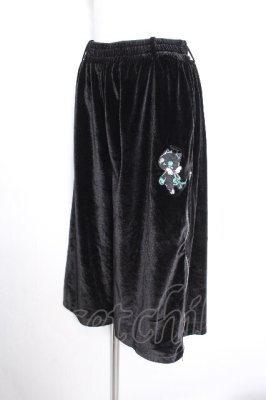Preview of 刺繍ベロアパンツ  黒
