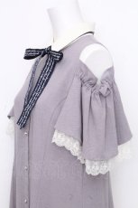 画像4: axes femme POETIQUE / 肩開きワンピース  ラベンダー S-26-10-15-037-AX-OP-AS-ZS (4)