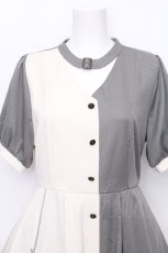 画像3: axes femme / チョーカー風バイカラーワンピース  グリーン S-26-10-15-039-AX-TO-AS-ZS (3)