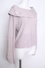 画像3: axes femme / 雪桜刺繍オフショル風ニット  グレー S-26-10-17-013-AX-TO-HR-ZS (3)
