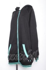 画像2: NieR Clothing / シエルなりきりBRAID×WIDE SLEEVE PARKA【猫耳付き】 パーカー  黒ｘグリーン S-26-10-19-040-PU-TO-HR-ZS (2)