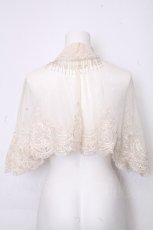 画像2: BLOOD SUPPLY（海外ブランド） / Lace Vintage Victorian Short Cape Shawl  ベージュ S-26-10-26-023-GO-TO-HR-ZS (2)