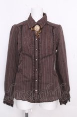 画像1: axes femme / 王冠ボタンストライプフリルブラウス  ブラウン S-26-10-29-017-AX-BL-HR-ZS (1)