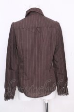 画像2: axes femme / 王冠ボタンストライプフリルブラウス  ブラウン S-26-10-29-017-AX-BL-HR-ZS (2)