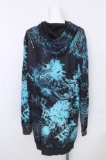 画像2: NieR Clothing / プリントフードZIPパーカー  黒ｘグリーン S-26-10-30-041-PU-TO-AS-ZS (2)