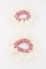 画像1: m petit by misako / AMレース2Pシュシュ  アイボリーｘピンク S-26-10-30-013-LO-ZA-HR-ZS (1)