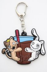 画像1: 【SALE】NieR CLOTHING / ラバーキーホルダー【コーヒー】 T-23-10-27-086-PU-ZA-IG-ZT575-F001 (1)