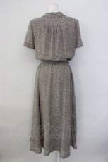 画像2: 【SALE】INGEBORG / レオパードワンピース  グレー T-24-01-20-017-LO-OP-HD-ZT008 (2)