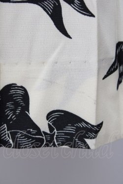 画像6: INGEBORG / リボン総柄プリーツワンピース  アイボリーX黒 T-24-01-20-015-LO-OP-HD-ZT008