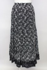 画像1: 【SALE】KANEKO ISAO / フラワー刺繍ドットスカート  黒Ｘ白 T-24-01-21-022-EL-SK-HD-ZT032 (1)