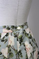 画像3: 【SALE】INGEBORG / 薔薇総柄裾リボンスカート  サックスＸピンク T-24-01-21-040-LO-SK-HD-ZT056 (3)